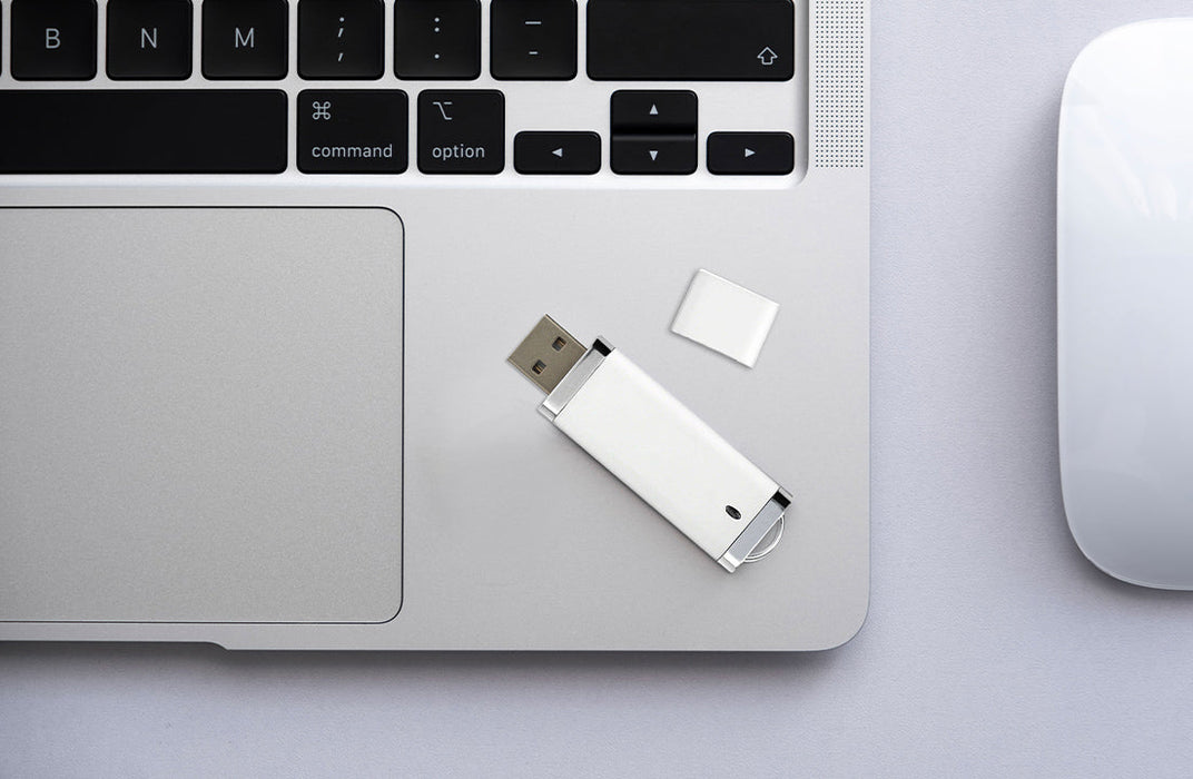 Classic DE Bundle USB 2.0 Flash Drive Unprinted - for just $14.99! 